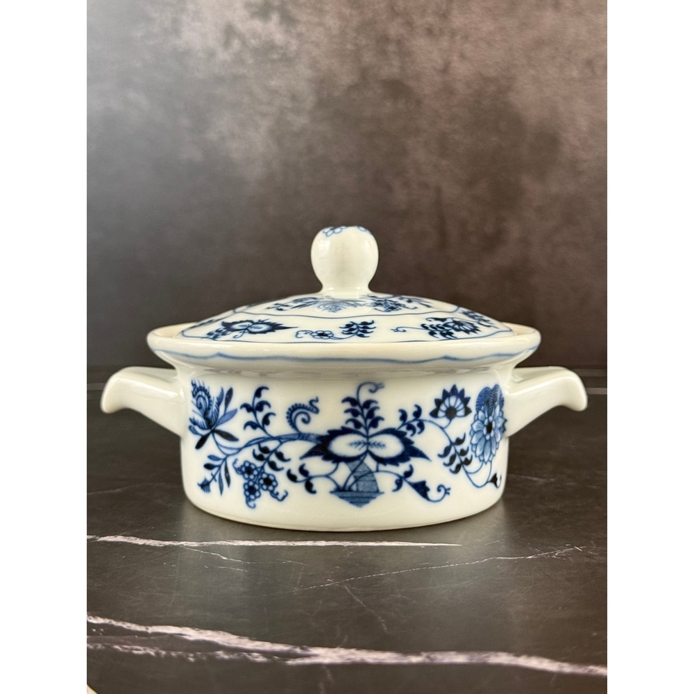 Vintage Blue Danube 4 3/4in Covered Mini Casserole Dish Rectangle Stamp MINT!